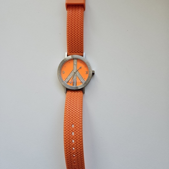 Udi for LUCIEN PICCARD Time for Peace watch - Picture 2 of 6